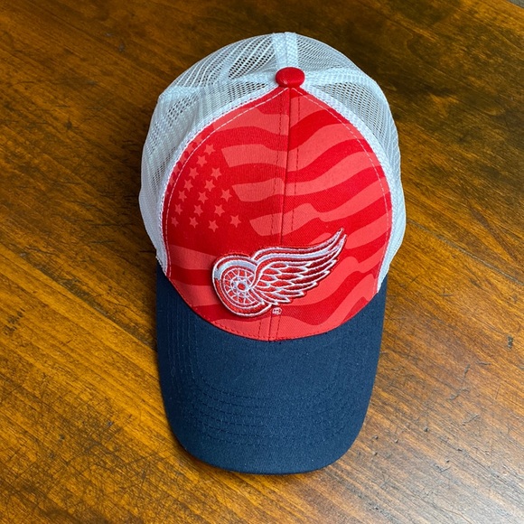 Detroit Redwings ball cap - Picture 1 of 6